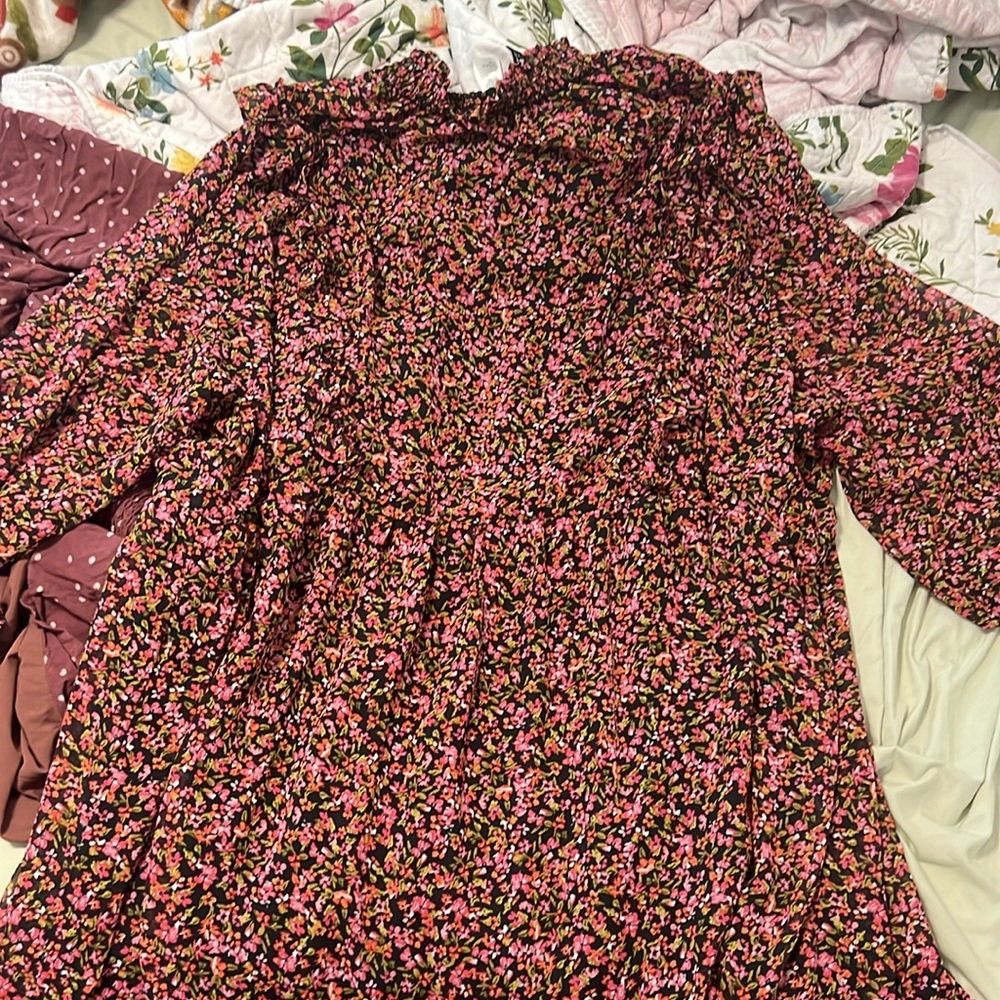 Floral Pink and Black Dress Divided H&M brand